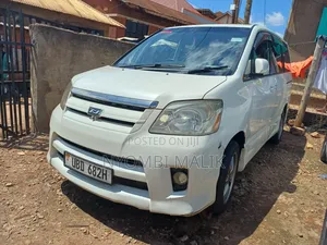 Toyota Noah 2.0 FWD (8 Seater) 2005 Pearl