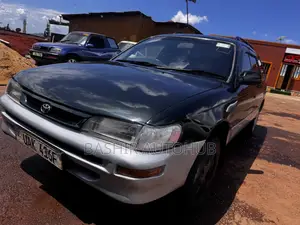 Toyota Corolla 1998 Green