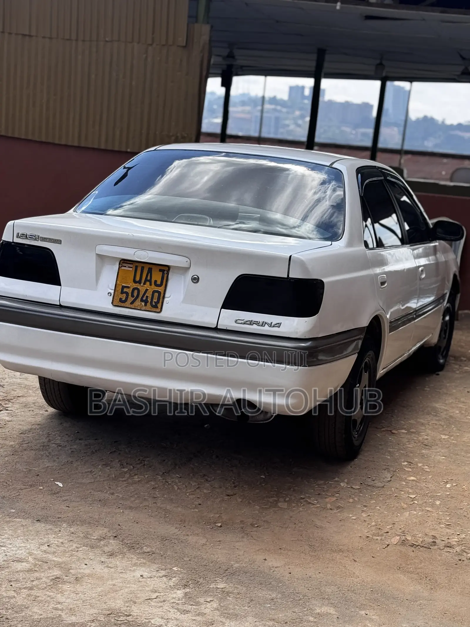 Toyota Carina 2000 White