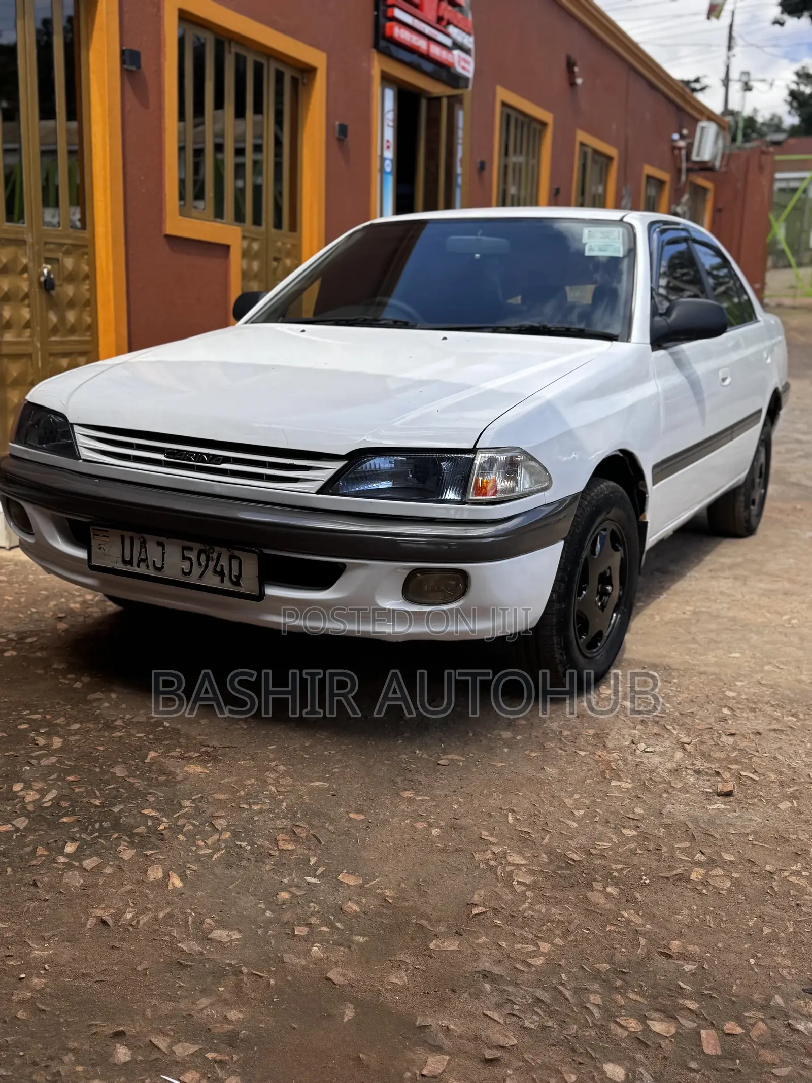Toyota Carina 2000 White