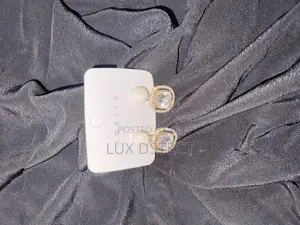Lux DSTRCT