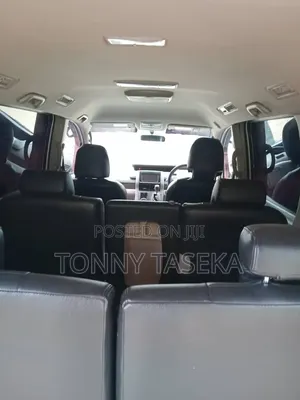 Toyota Noah 2010 White