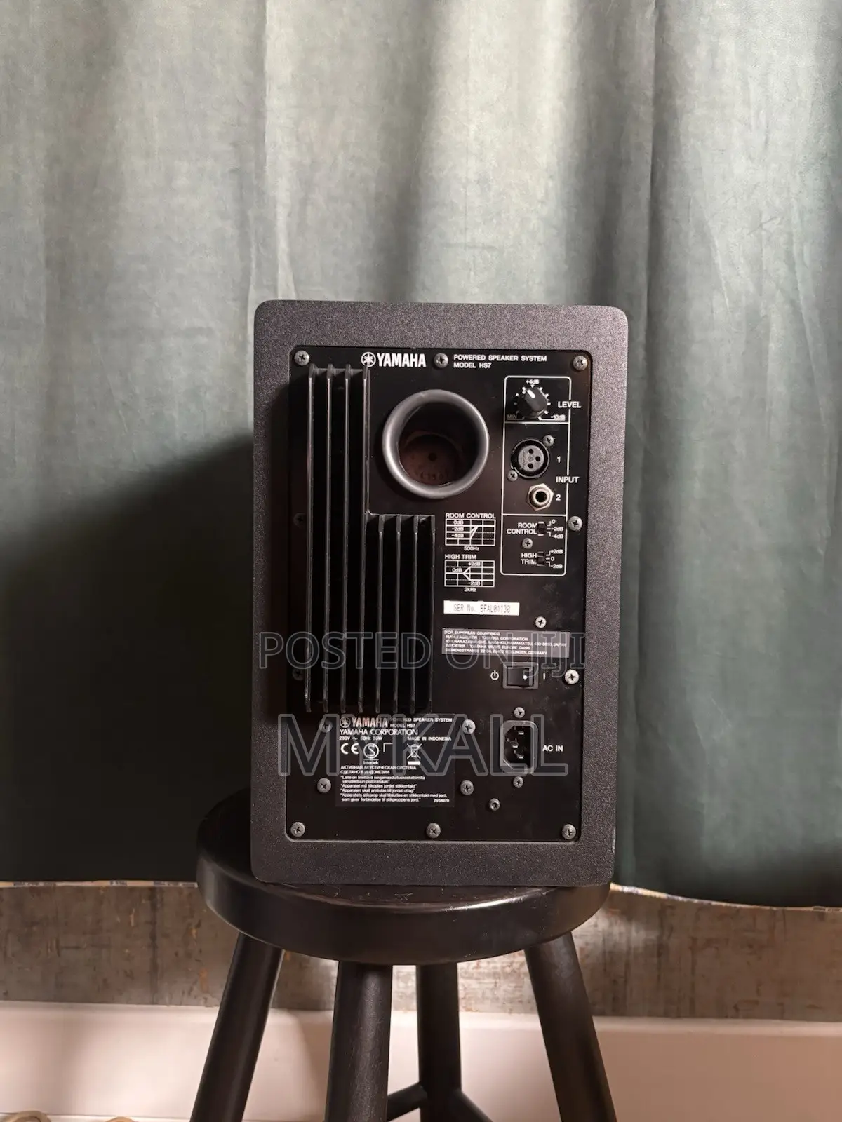 Yamaha Hs7 Active Studio Monitor Speakers Pair