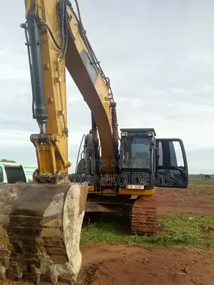 Catapillar Escavetor 320d L