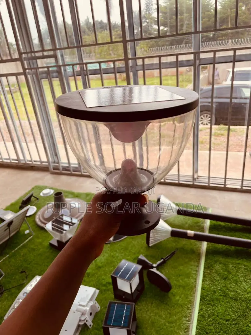 Solar Garden Pillar Light Waterproof Outdoor Fence Lamp