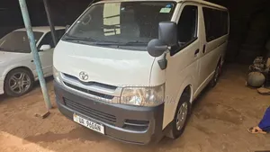 Toyota HiAce 2010 White
