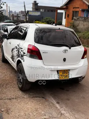 Toyota Vitz 2007 White