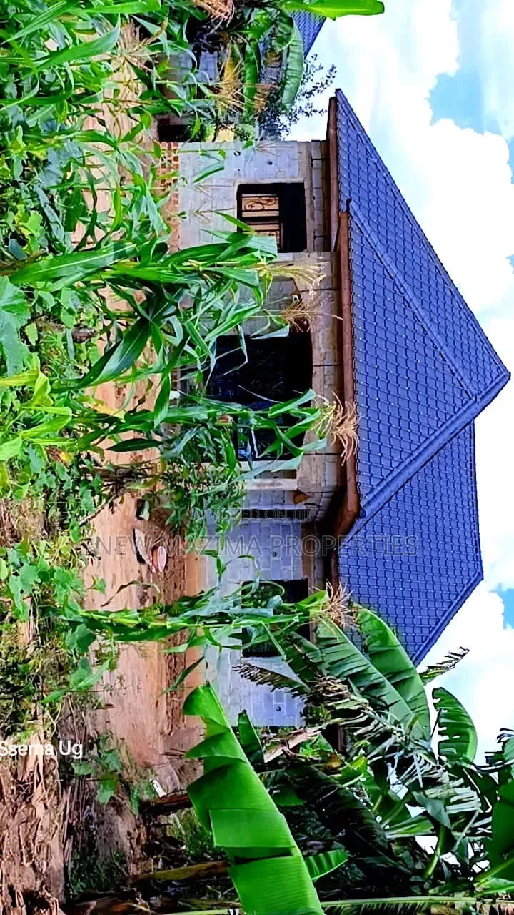 3bdrm House in Buyala Mityaana, Central Division for sale