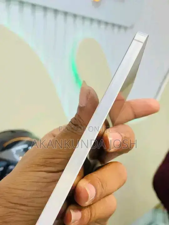 New Samsung Galaxy A56 256 GB Green