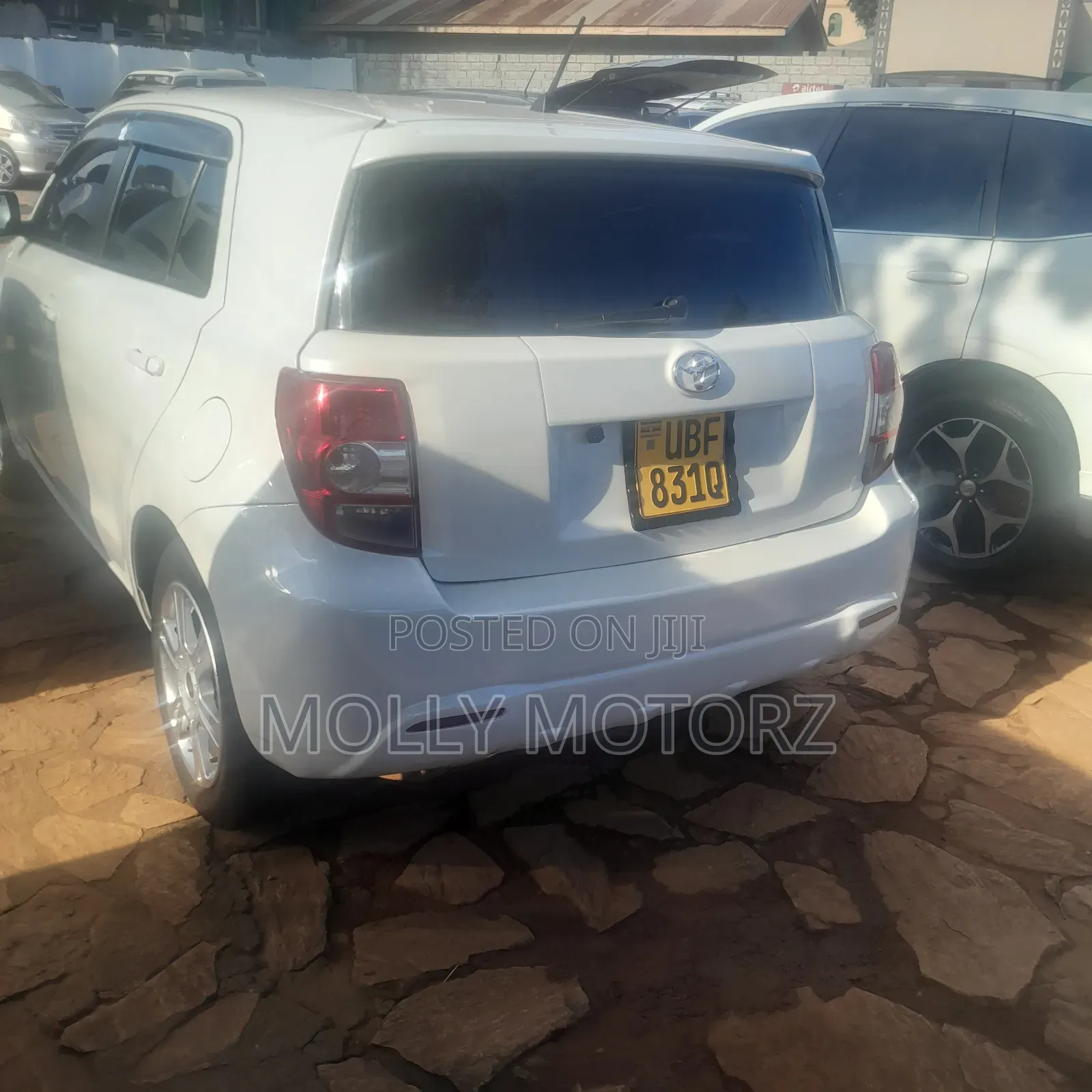 Toyota IST 2010 White
