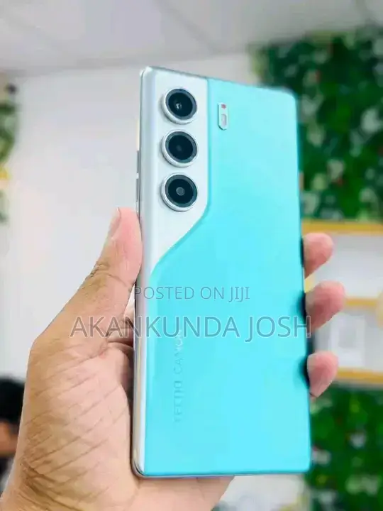 New Tecno Camon 40 Pro 5G 256 GB Green