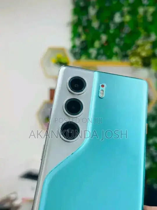 New Tecno Camon 40 Pro 5G 256 GB Green