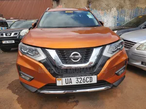 Nissan X-Trail 2017 Gold