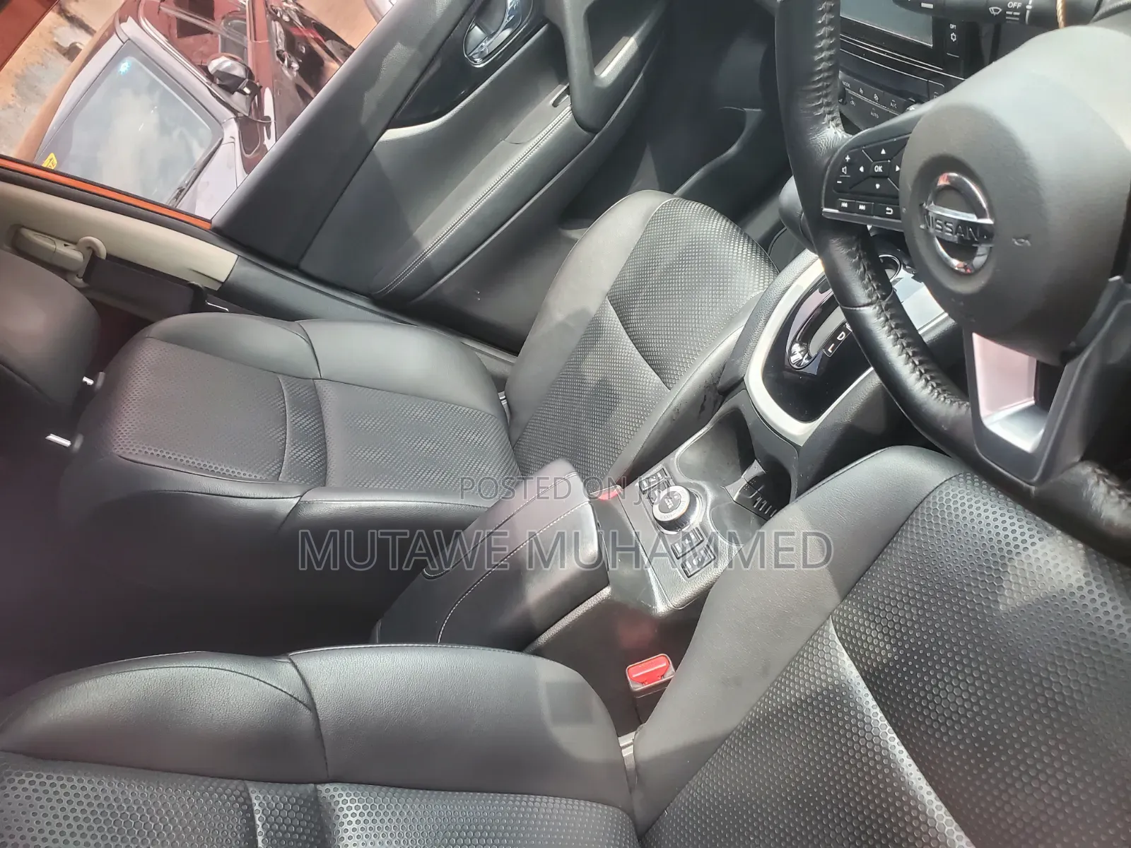 Nissan X-Trail 2017 Gold