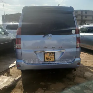 Toyota Noah 2013 Blue