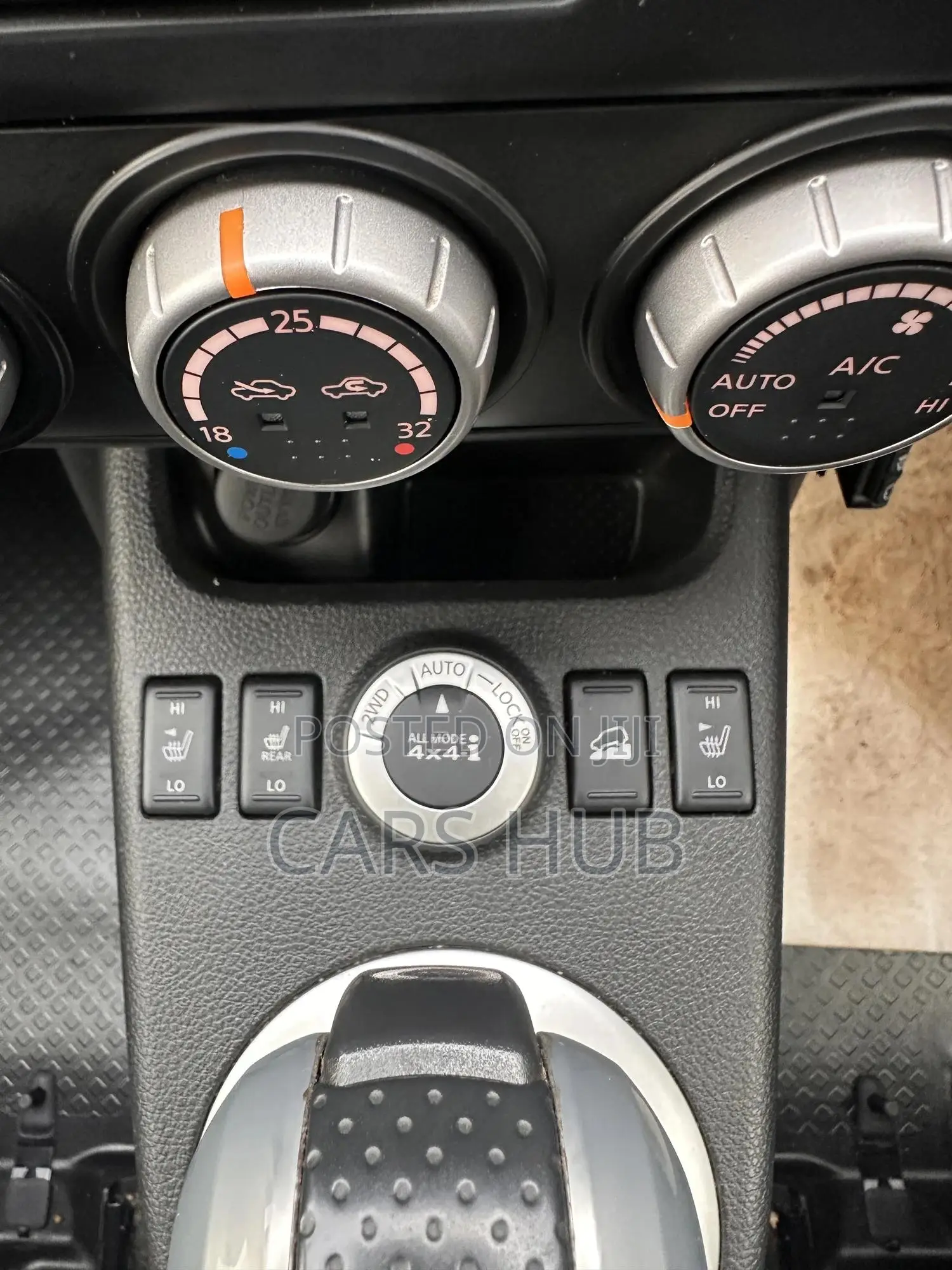 Nissan X-Trail 2.0 Petrol XE 2012 Gray