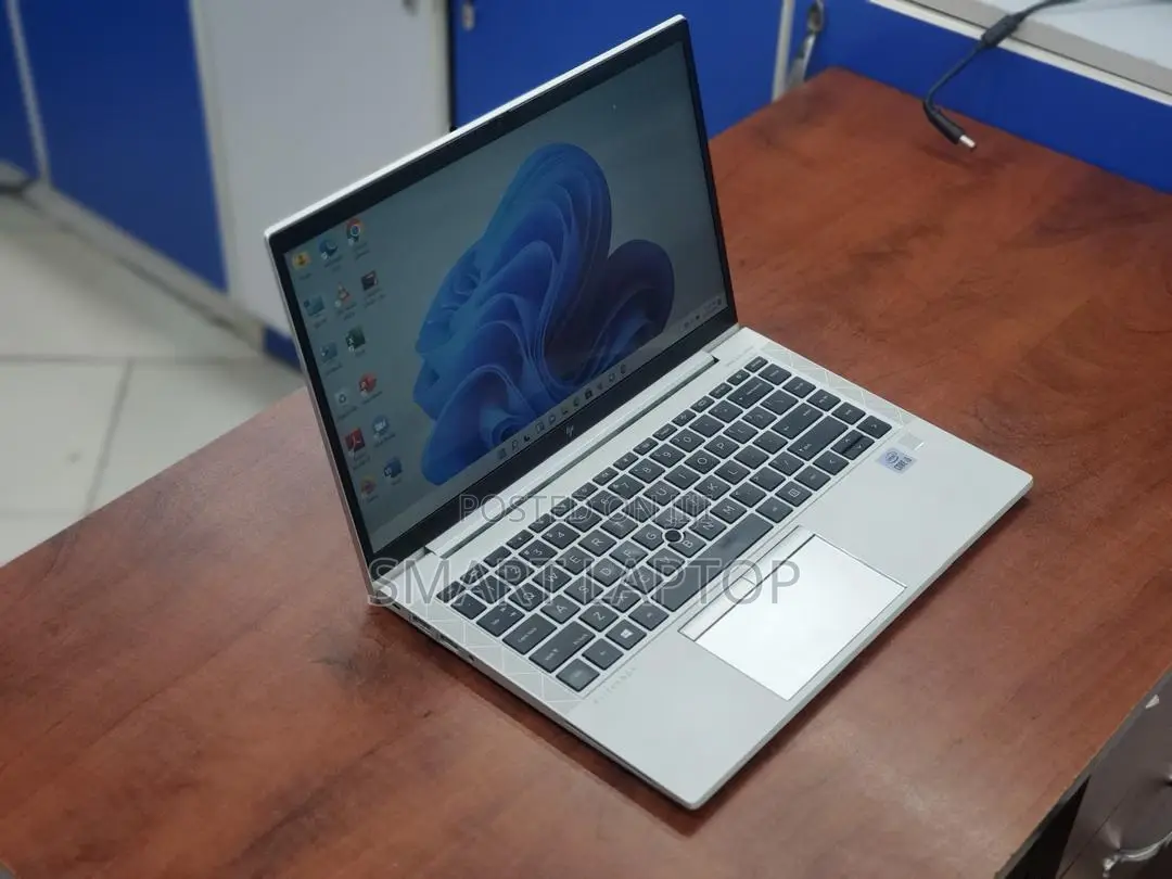Laptop HP EliteBook 830 G6 8GB Intel Core i5 SSD 256GB