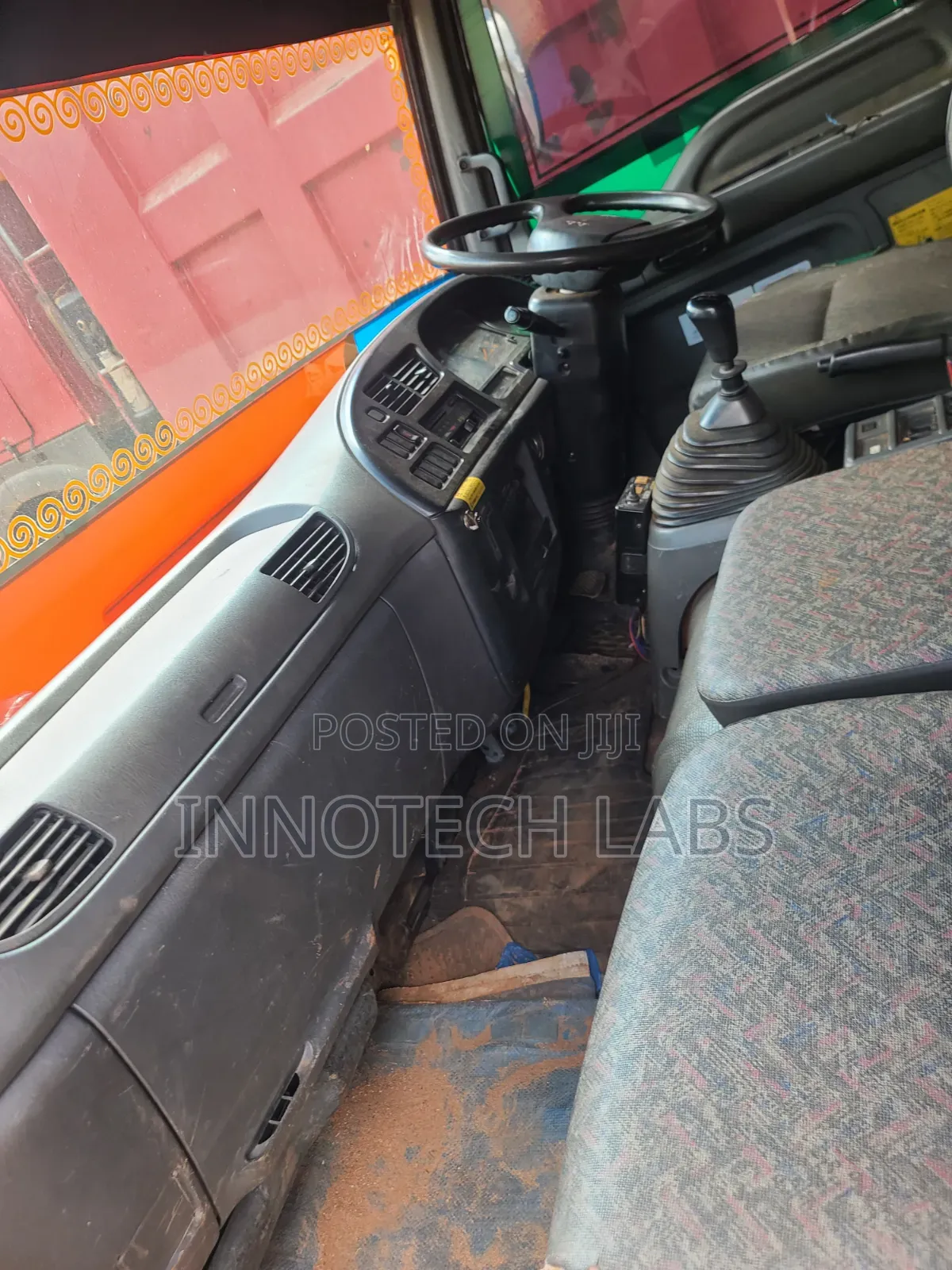 Isuzu Forward Giga Dump Truck