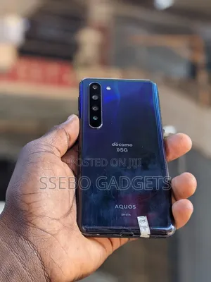 Sharp Aquos R5G 256 GB