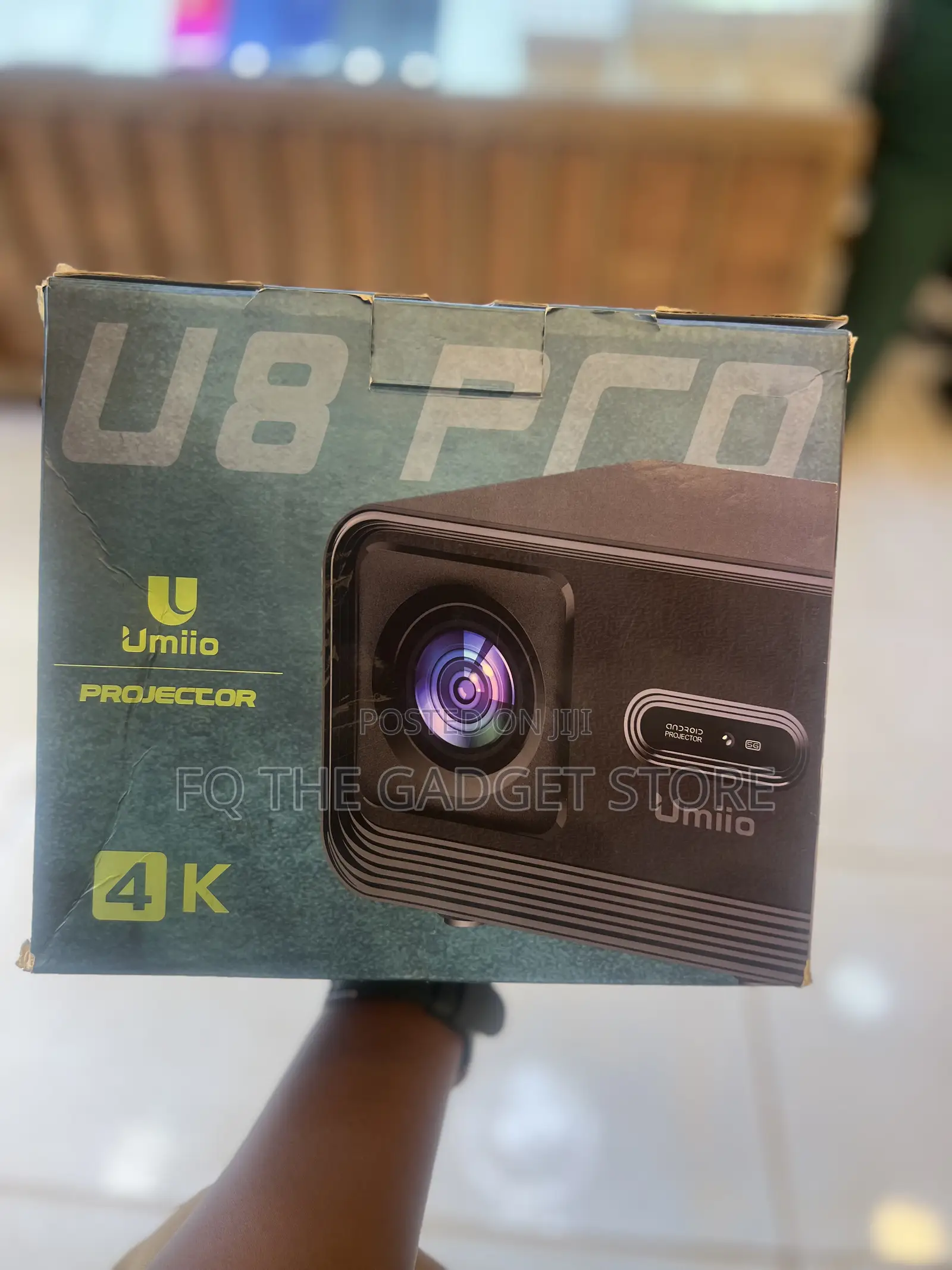 Umiio U8 Pro Projector