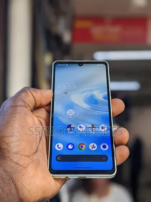 Sharp Aquos Sense6 64 GB