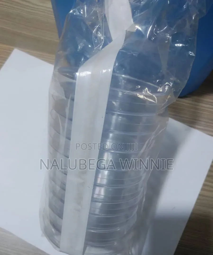 Plastic Petri Dishes