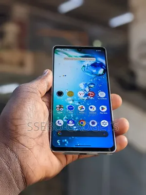 Sharp Aquos zero6 128 GB White