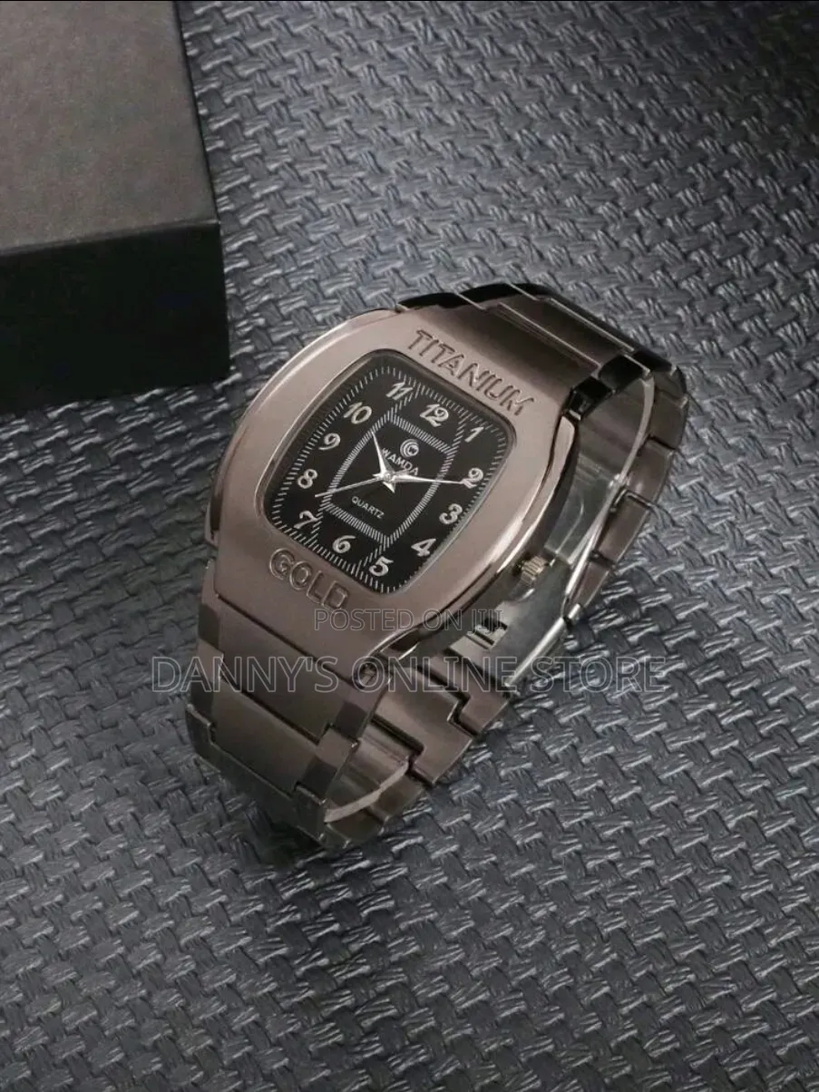 Classic Fashionable Watch Suitable for Daily Wear