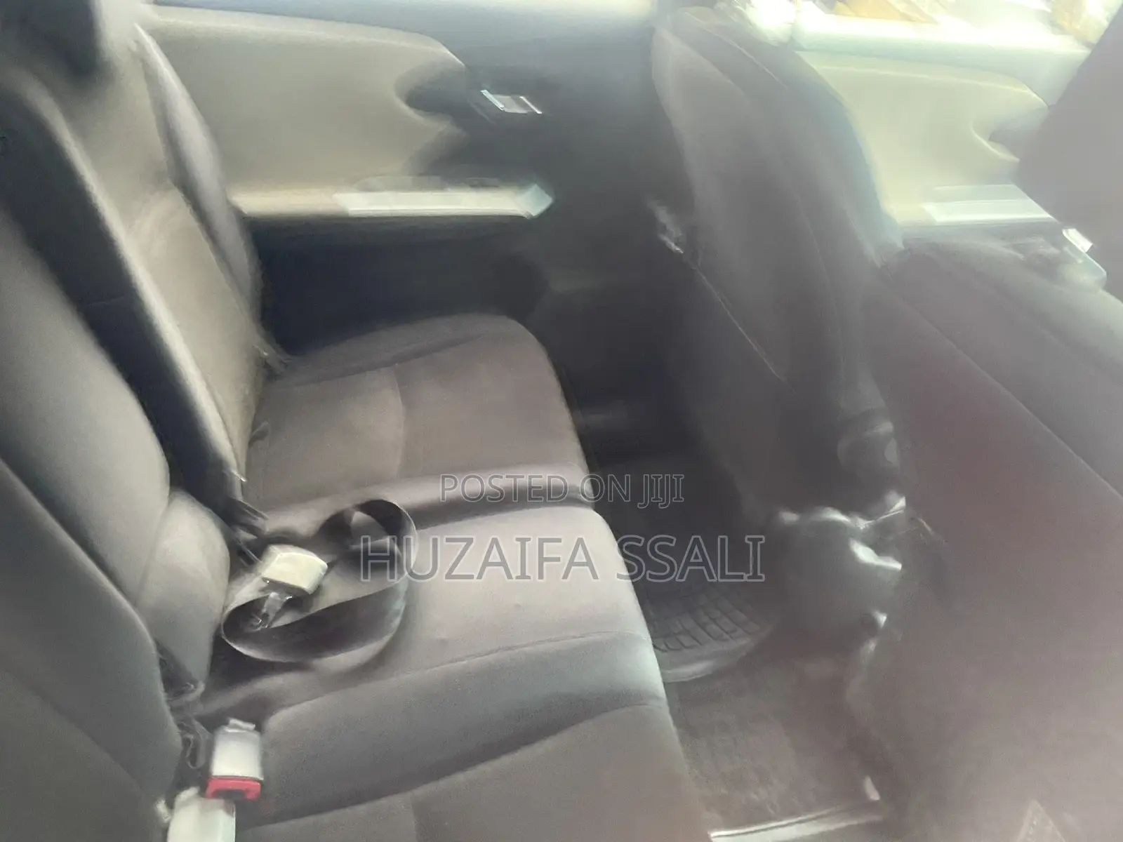 Toyota Wish 2012 Silver