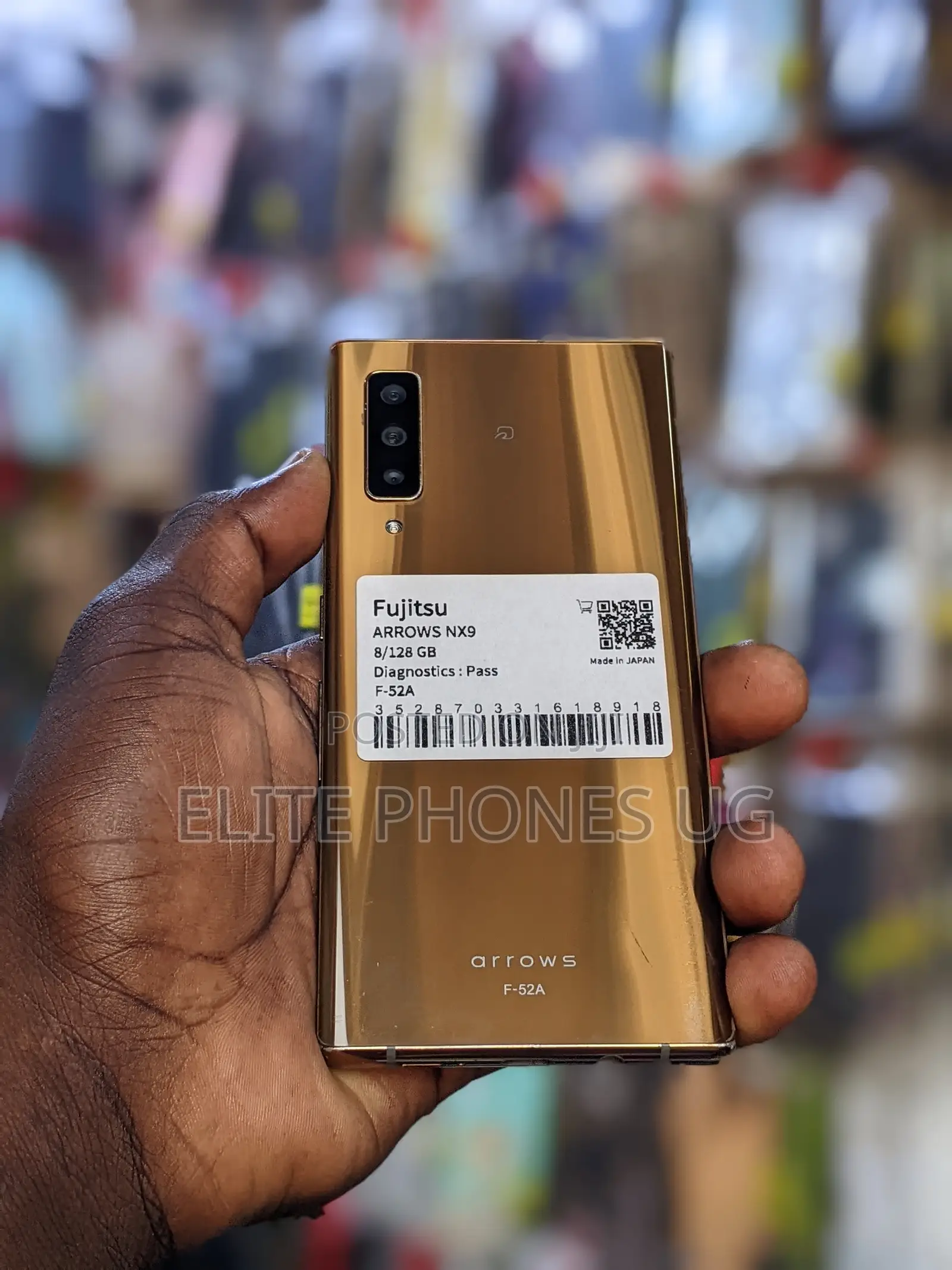 Fujitsu Arrows NX9 F-52A 128 GB Gold