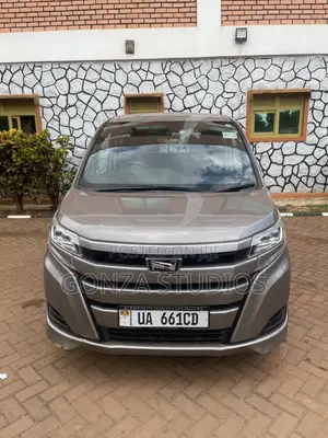 Toyota Noah 2.0 FWD (7 Seater) 2017 Gray