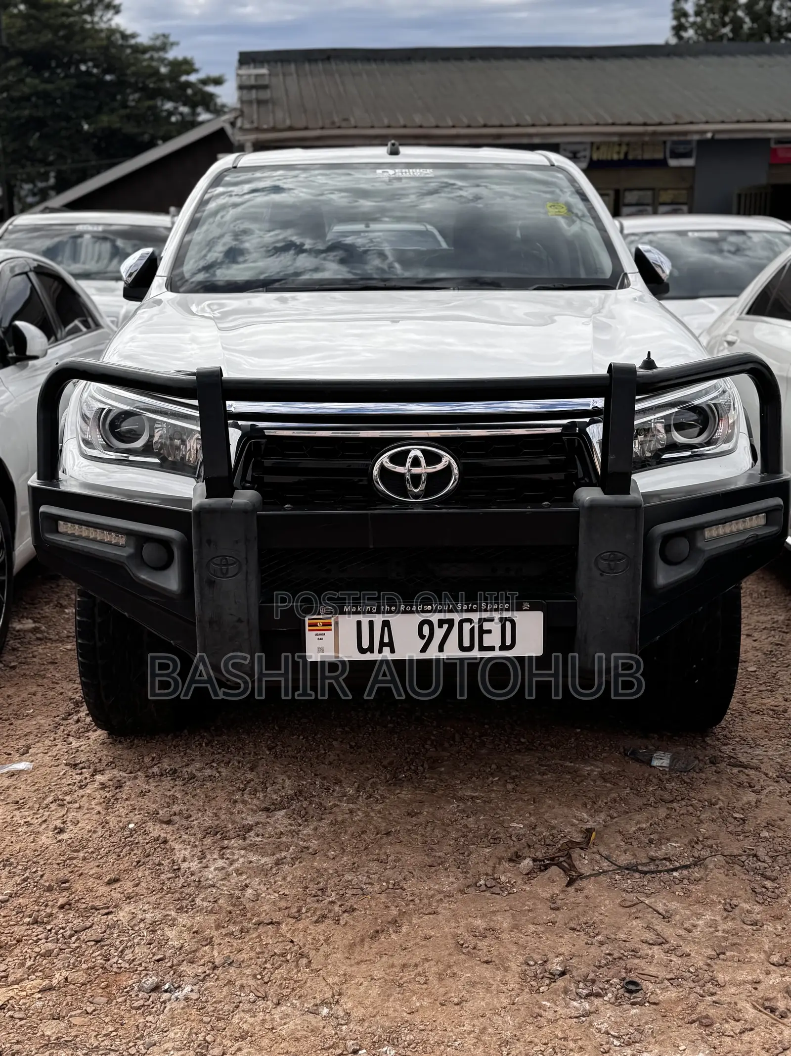 Toyota Hilux SR5 4x4 2018 White