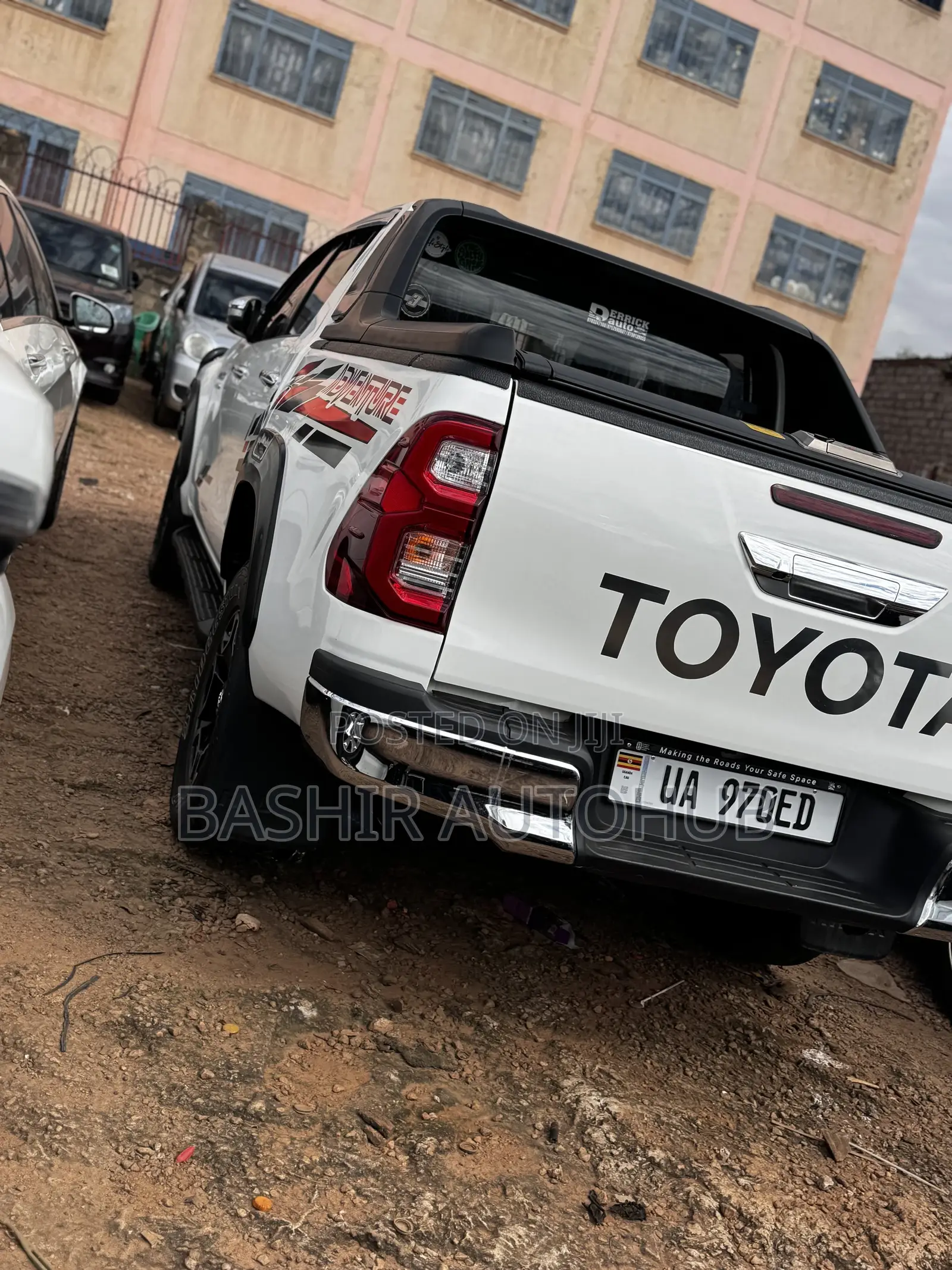 Toyota Hilux SR5 4x4 2018 White