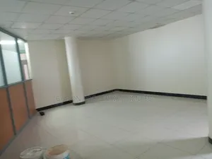 3bdrm Bungalow in Kololo Estate, Central Division for rent