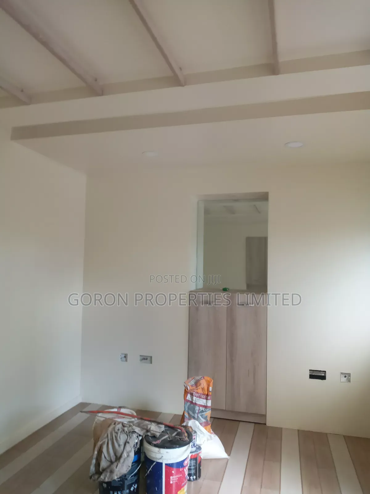 3bdrm Bungalow in Kololo Estate, Central Division for rent