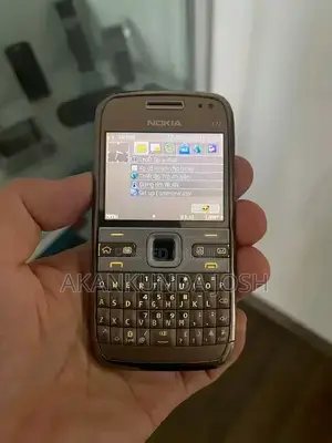 Nokia E72 Gold