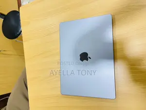 New Laptop Apple MacBook Pro 2023 M3 14-inch 8GB Apple M3 SSD 1T