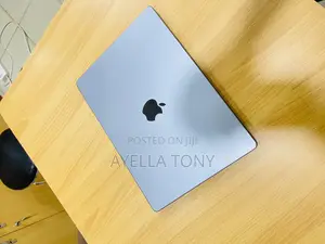 New Laptop Apple MacBook Pro 2023 M3 14-inch 8GB Apple M3 SSD 1T