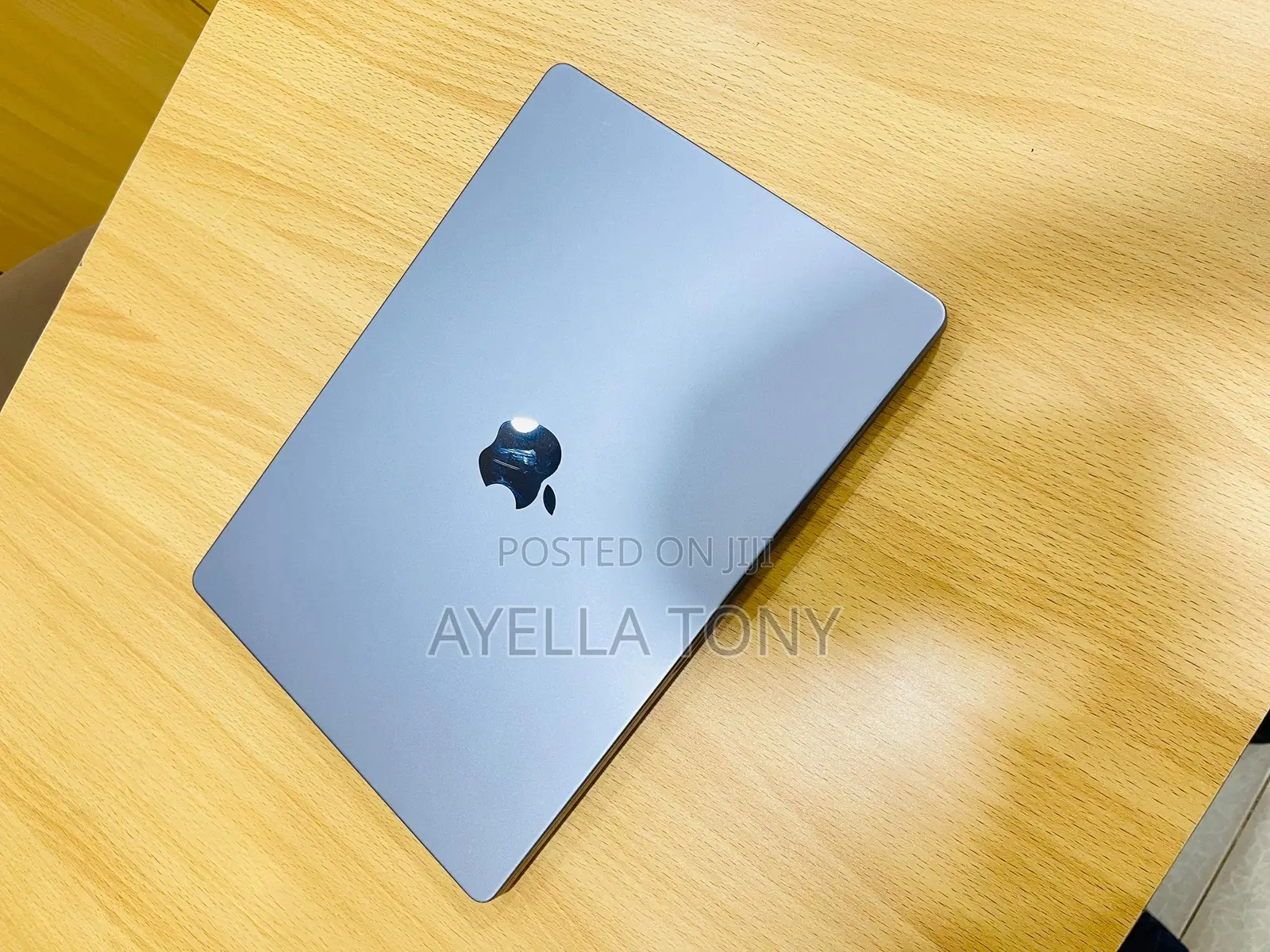 New Laptop Apple MacBook Pro 2023 M3 14-inch 8GB Apple M3 SSD 1T