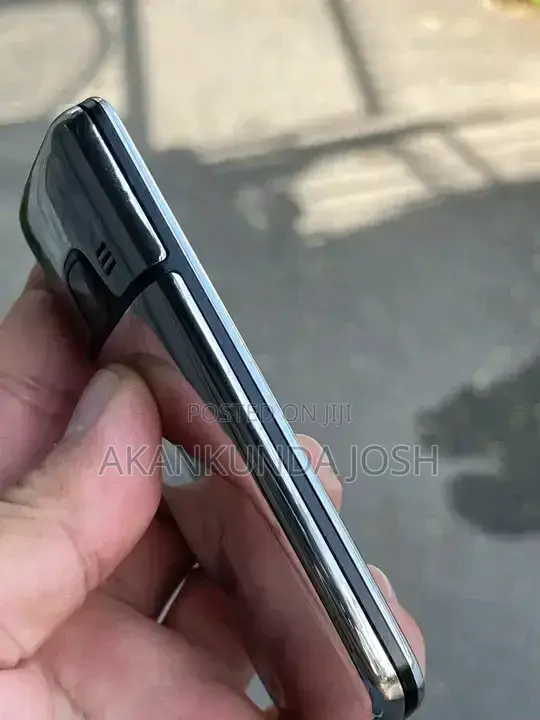 Nokia 6700 classic Silver