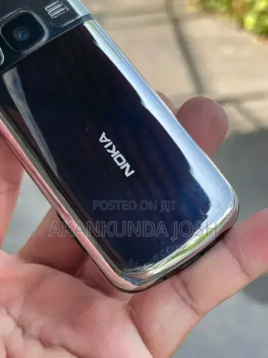 Nokia 6700 classic Silver