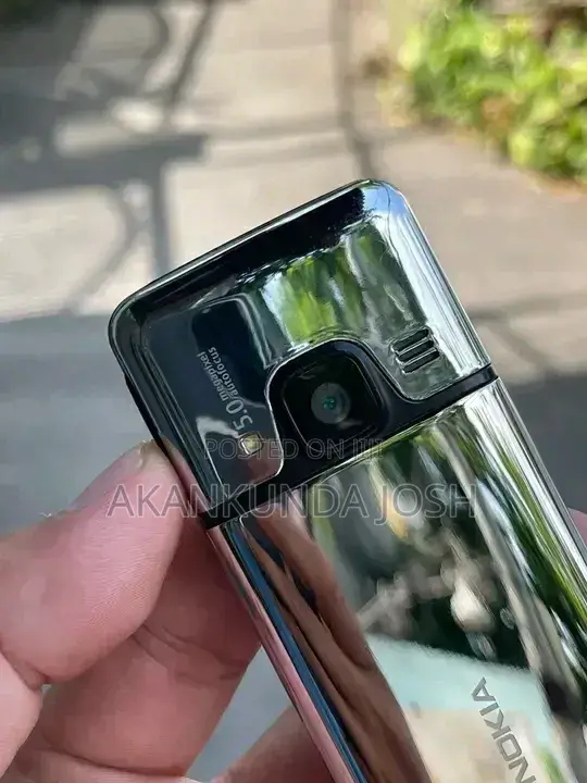 Nokia 6700 classic Silver