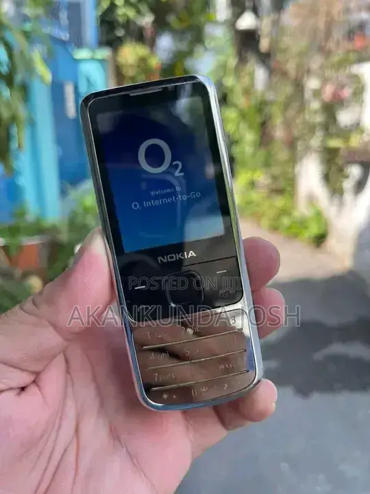 Nokia 6700 classic Silver