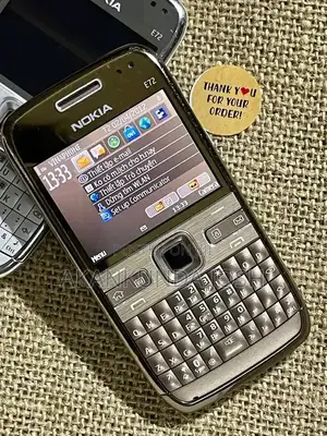 Nokia E72 Gold