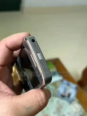 Nokia E72 Gray