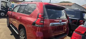 Toyota Land Cruiser Prado 2021 Red