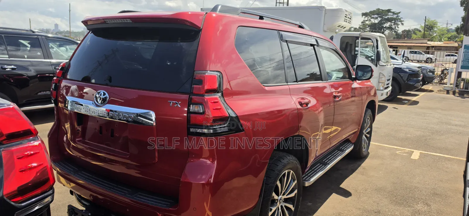 Toyota Land Cruiser Prado 2021 Red