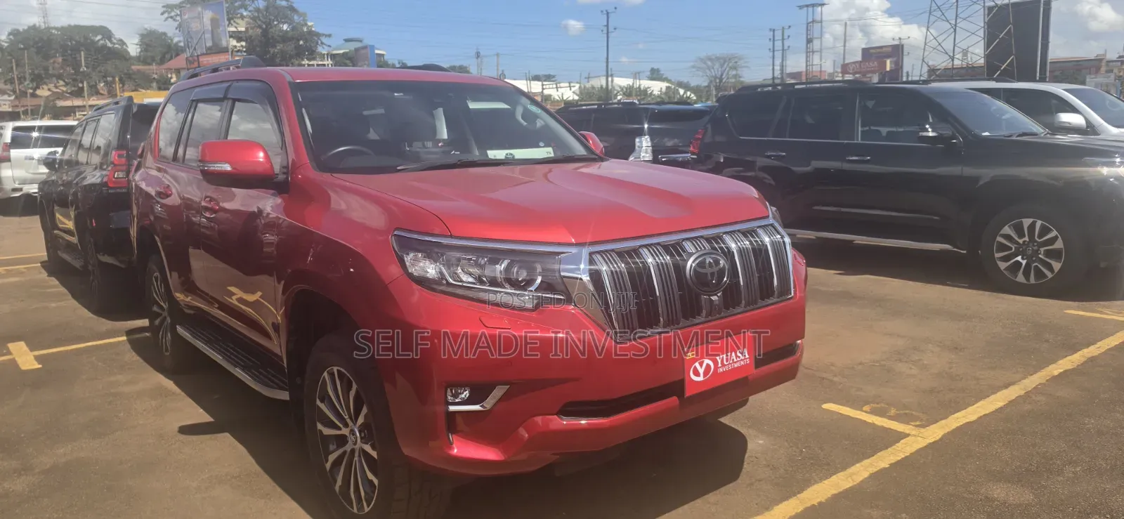Toyota Land Cruiser Prado 2021 Red