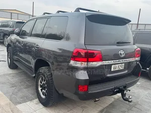 Toyota Land Cruiser 2021 Black