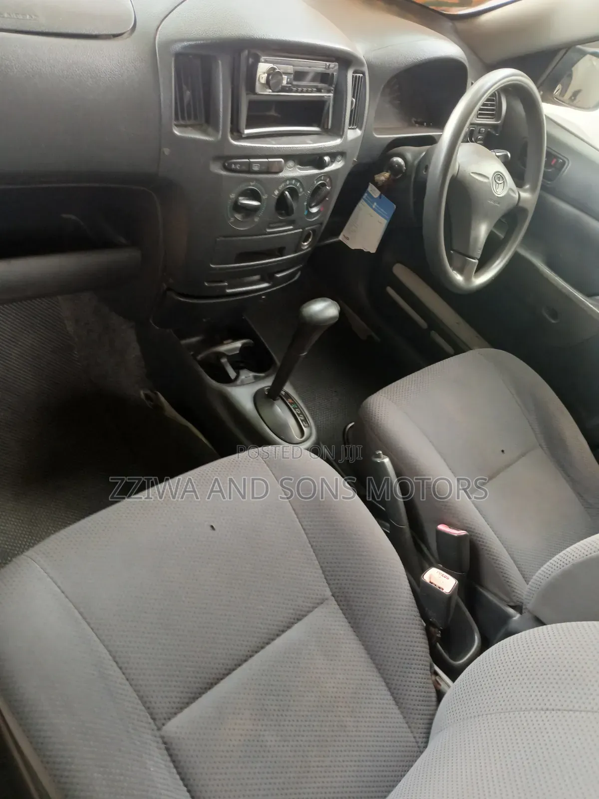 Toyota Probox 1.5 DX 4WD 2012 White